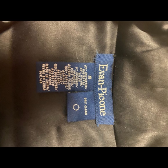 Evan Picone Puffer Vest - Picture 4 of 4